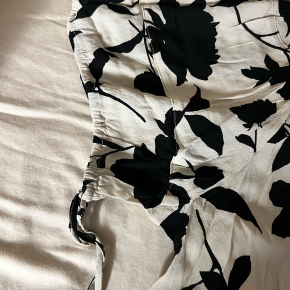 H&M - Picture 4 of 6